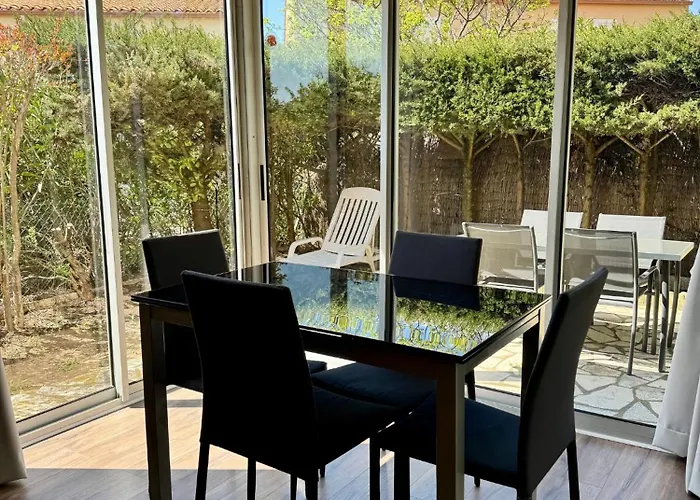 L'ocre Du Sud - 6 Pers - Histoire De Cles Apartman Agde